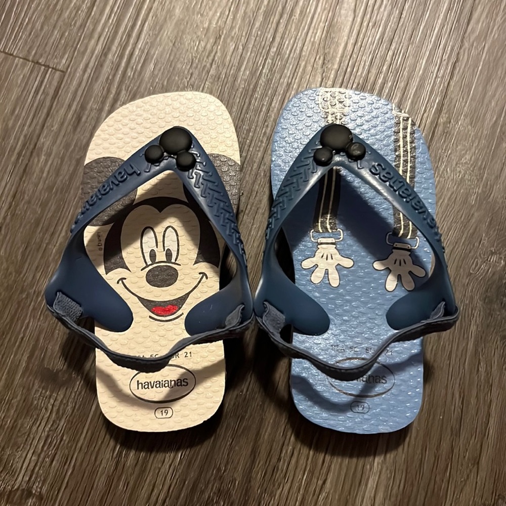 Havaianas - Mickey Mouse Flip Flops - 5C